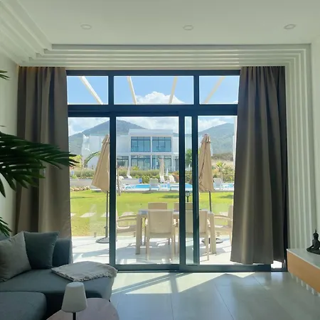 Modern 2-bedroom Located In An Exclusive Area