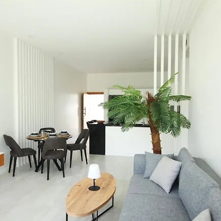 דירה Modern 2-bedroom Located In An Exclusive Area *