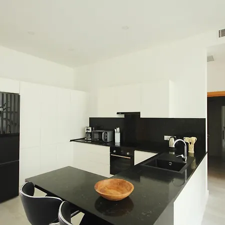 דירה Modern 2-bedroom Located In An Exclusive Area