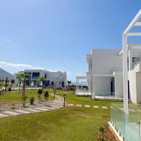 Modern 2-bedroom Located In An Exclusive Area דירה