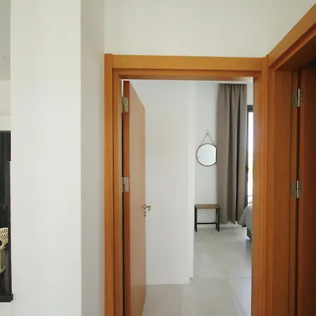 דירה Modern 2-bedroom Located In An Exclusive Area