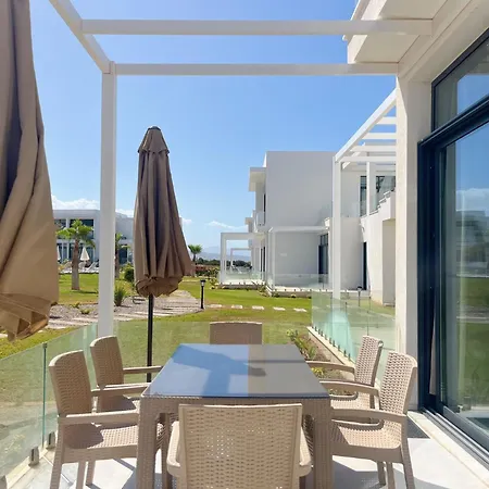 Modern 2-bedroom Located In An Exclusive Area