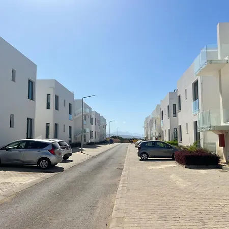 Modern 2-bedroom Located In An Exclusive Area