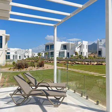 Modern 2-bedroom Located In An Exclusive Area Apartment
